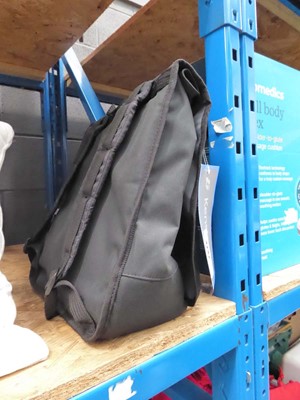 Lot 3242 - Kensington 15.4" backpack