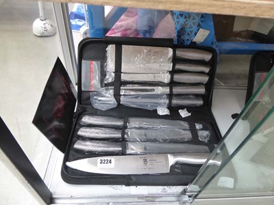 Lot 3224 - Samurai Japan triple hardened steel knife set