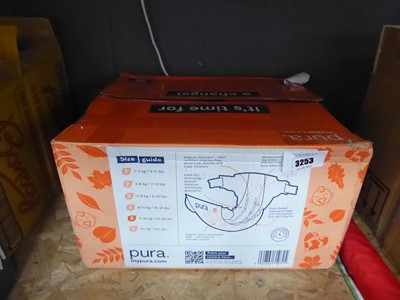 Lot 3253 - Box of incontinent pads