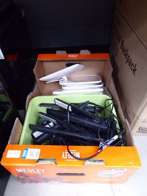 Lot 3280 - Tray of make-up mirrors, straighteners etc.