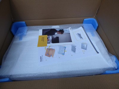 Lot 3308 - Flexdesk document holder