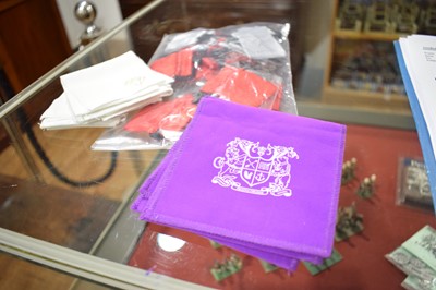 Lot 822 - A group of empty jewellery boxes, pouches,...