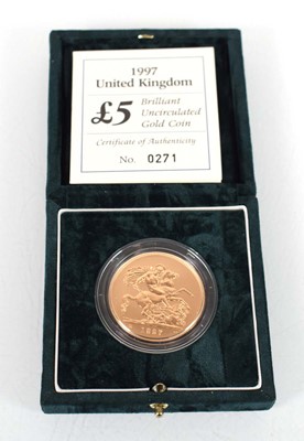 Lot A Royal Mint 1997 gold proof £5 coin, cased...