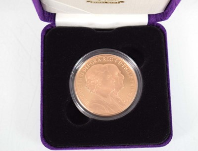 Lot A Royal Mint 2007 gold proof £5 coin...