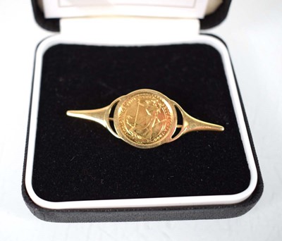 Lot A Royal Mint 1996 Britannia brooch, overall...