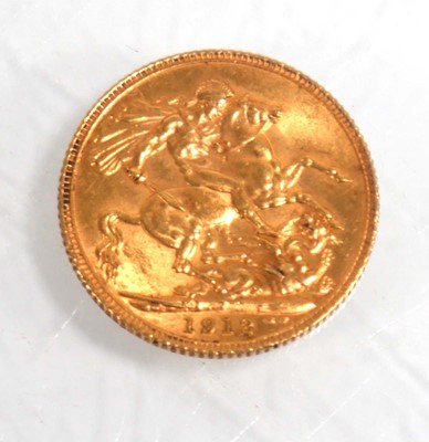 Lot 996 - A sovereign dated 1912