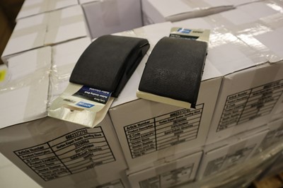 Lot 82 - Norton Expert rubber sanding block, 30 boxes...