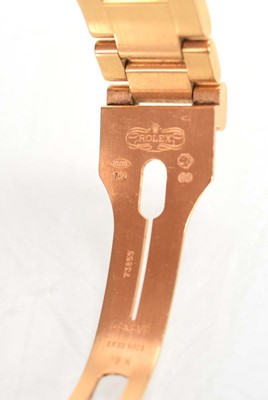 Lot A gentleman's 18ct yellow gold Oyster...