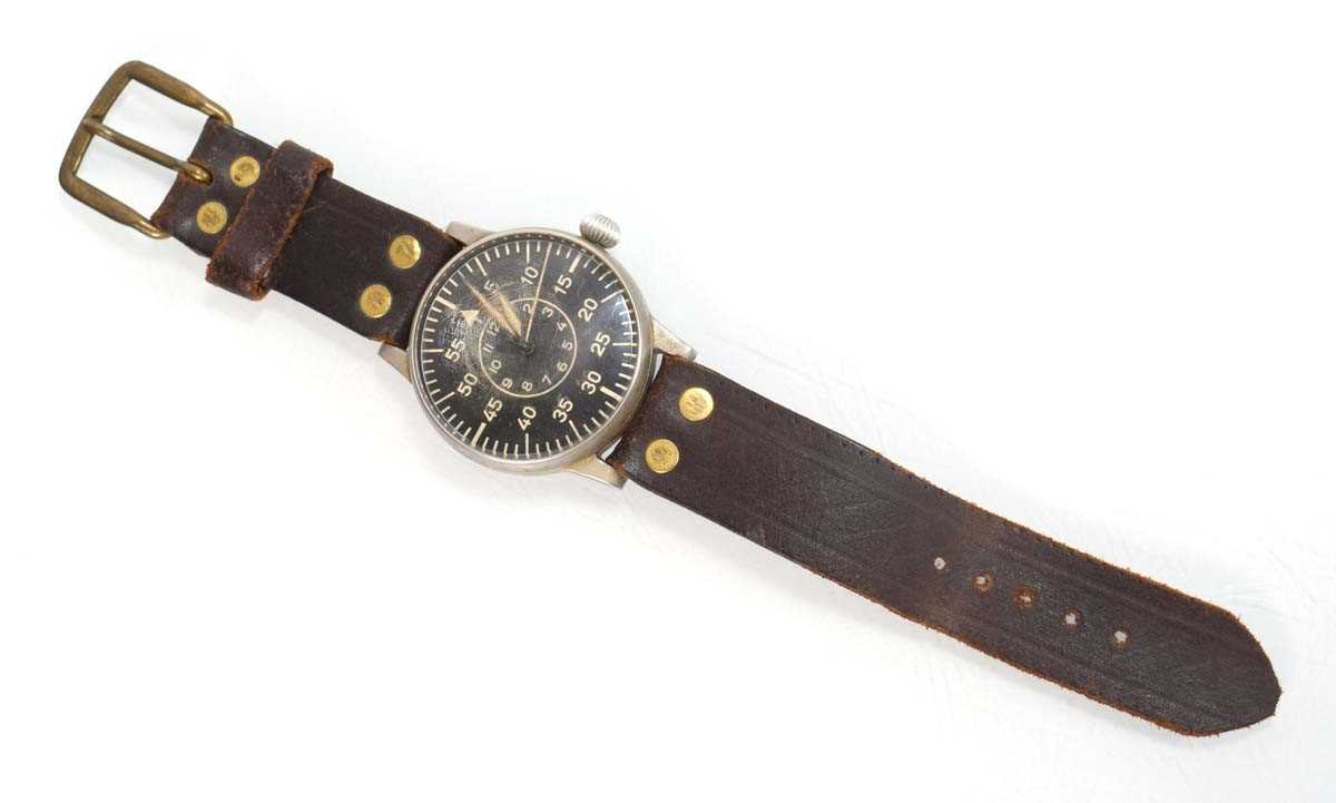 Lot 886 - A WWII gentleman's steel Luftwaffe observers...