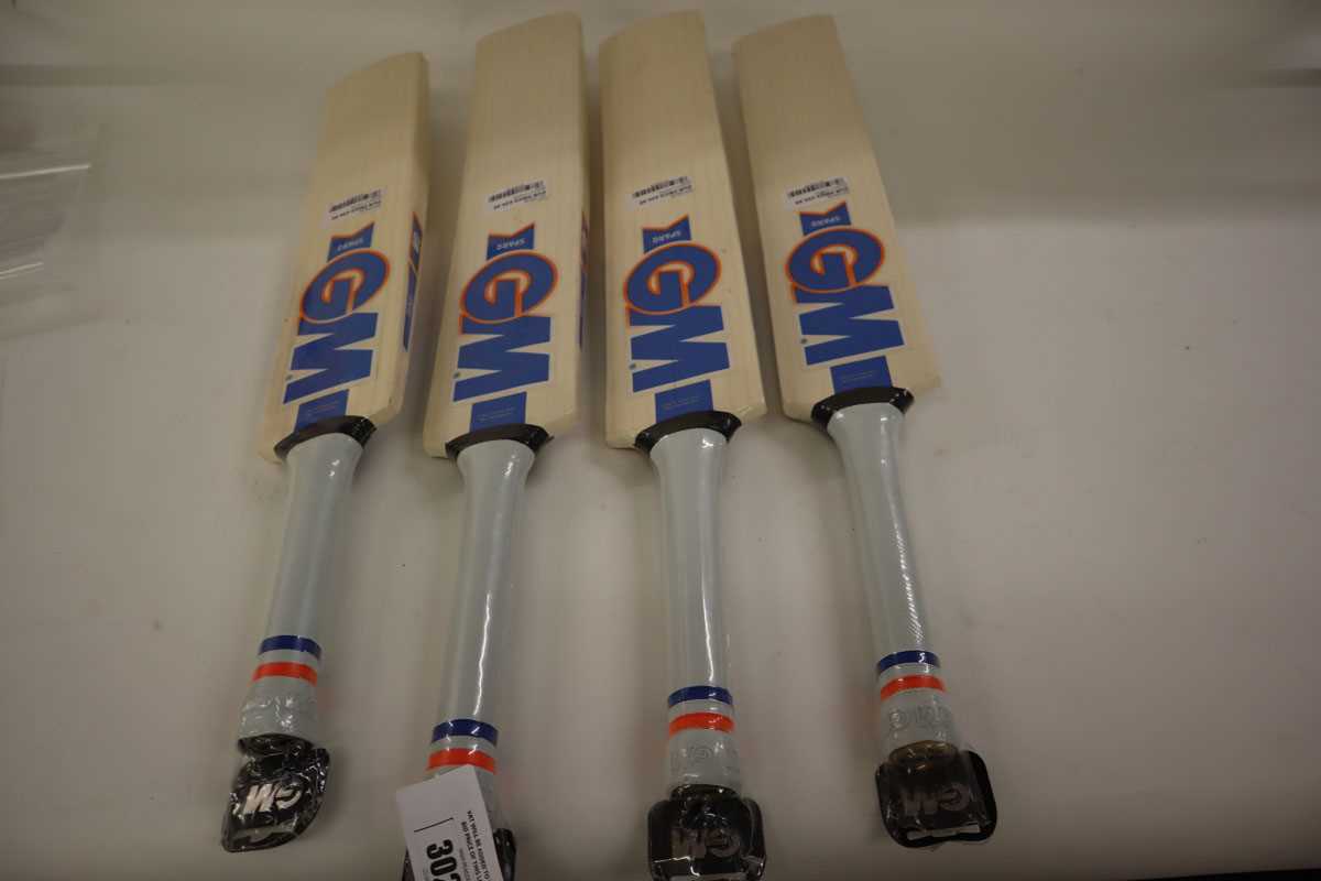 Lot 4x GM Sparq cricket bats, youth