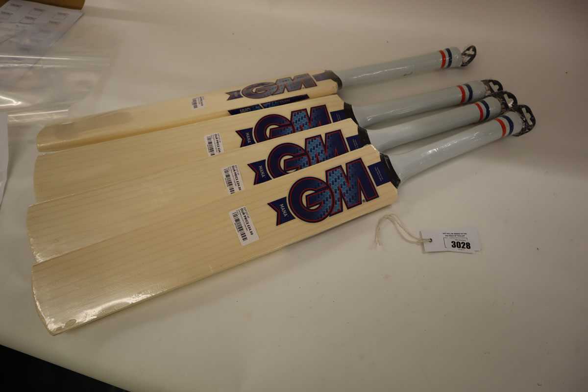Lot 4x GM Mana cricket bats, youth