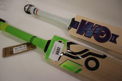 Lot 2x junior cricket bats; GM Manna size Striker,...