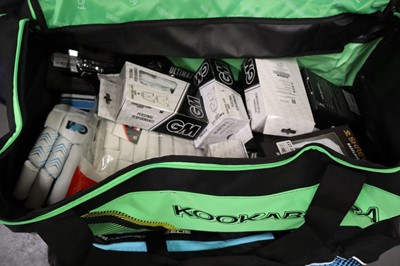 Lot Kookaburra cricket bag containing GM & Grey...