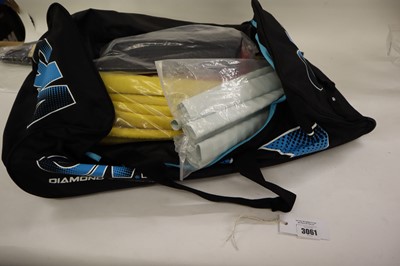 Lot GM cricket bag containing approx. 60x cricket...
