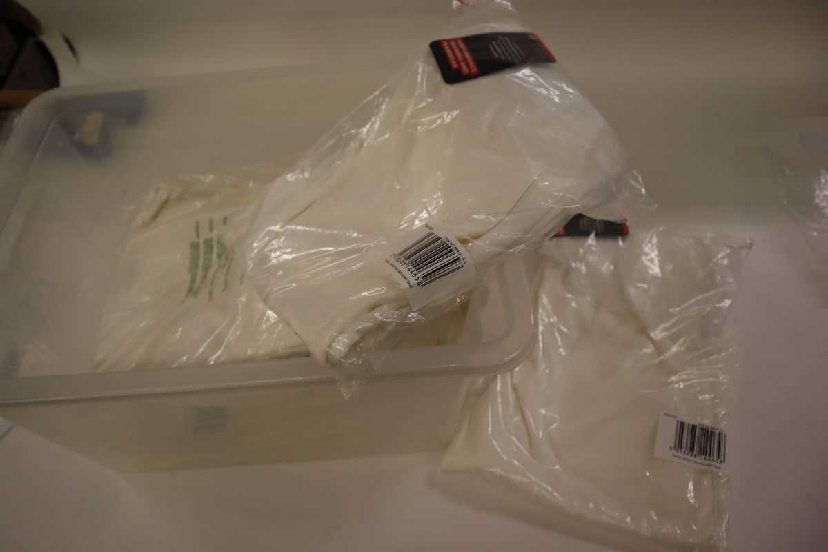 Lot Approx. 8x Radial mens cricket trousers
