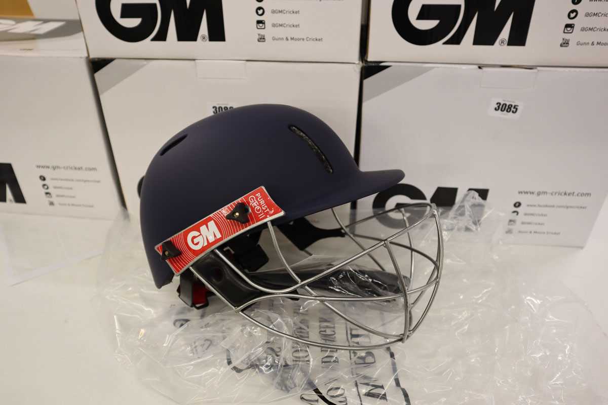 Lot GM Purist GEO II cricket helmet, navy, junior