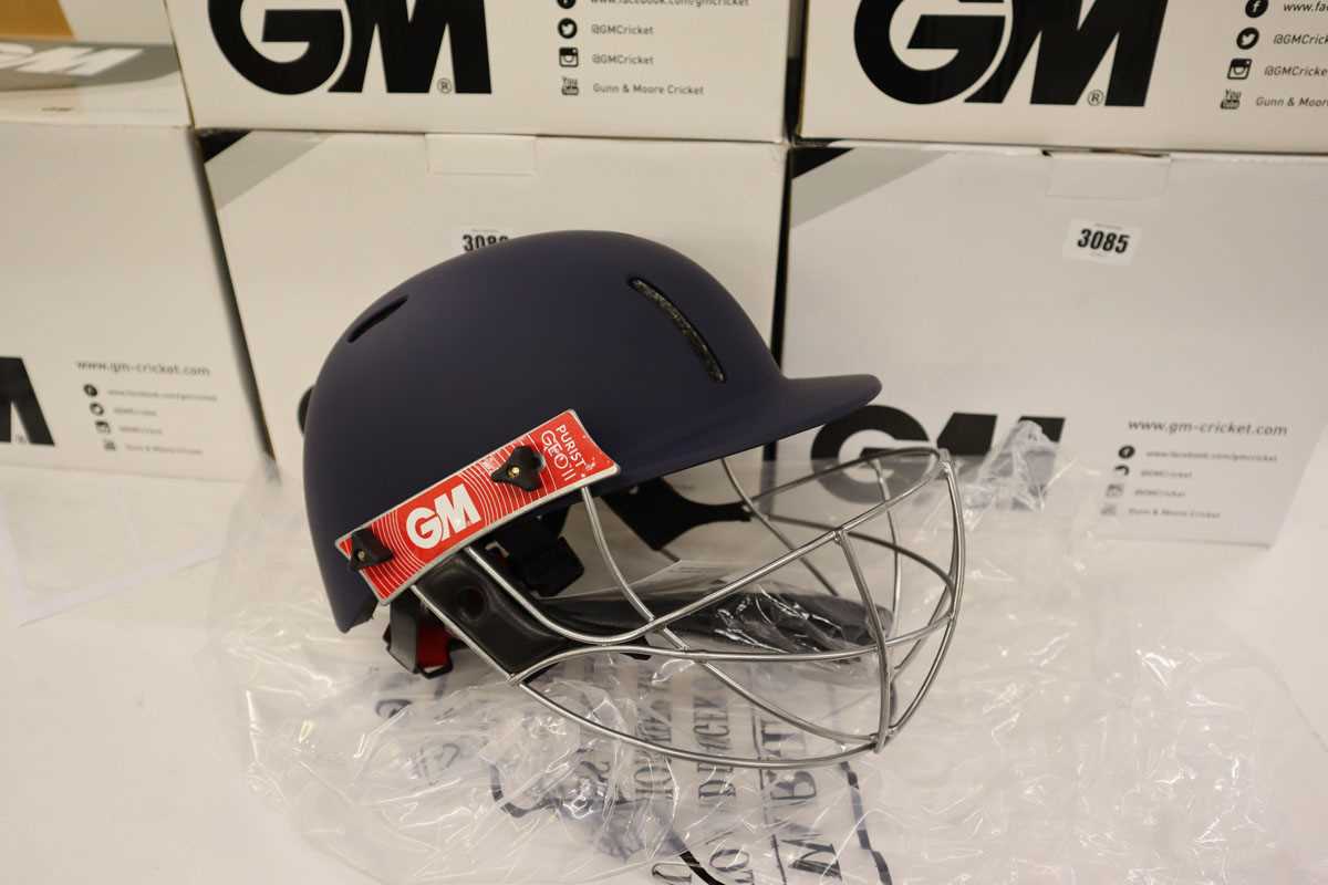 Lot GM Purist GEO II cricket helmet, navy, junior