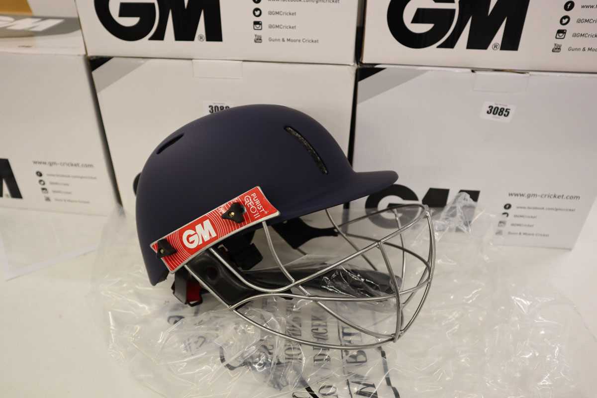 Lot GM Purist GEO II cricket helmet, navy, junior