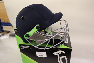 Lot Kookaburra PRO600F cricket helmet, navy,...