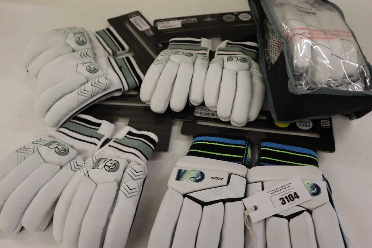 Lot 5x pairs cricket batting gloves by GM