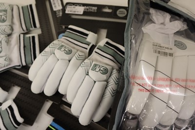 Lot 5x pairs cricket batting gloves by GM