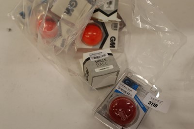 Lot Approx. 15x assorted GM cricket all weather...