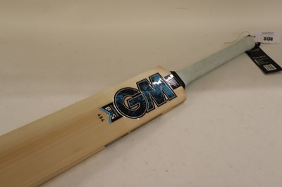 Lot GM Diamond DXM 404 TTNow senior cricket bat,...