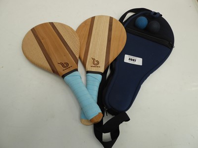 Lot 3697 - The Beach Company Holkham 5 stripe bat and...