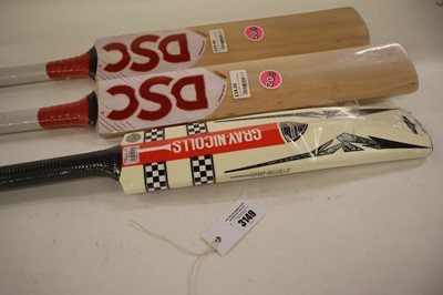 Lot 2x DSC junior cricket bats, 1x size 4, 1x size...