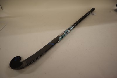 Lot Y1/ADB50 37.5" hockey sticks
