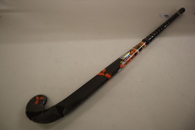 Lot Y1/YLB90 37.5" hockey stick