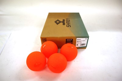 Lot 1x box of 12x Shrey Meta hockey balls in...