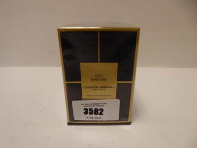 Lot Carolina Herrera New York middle east...