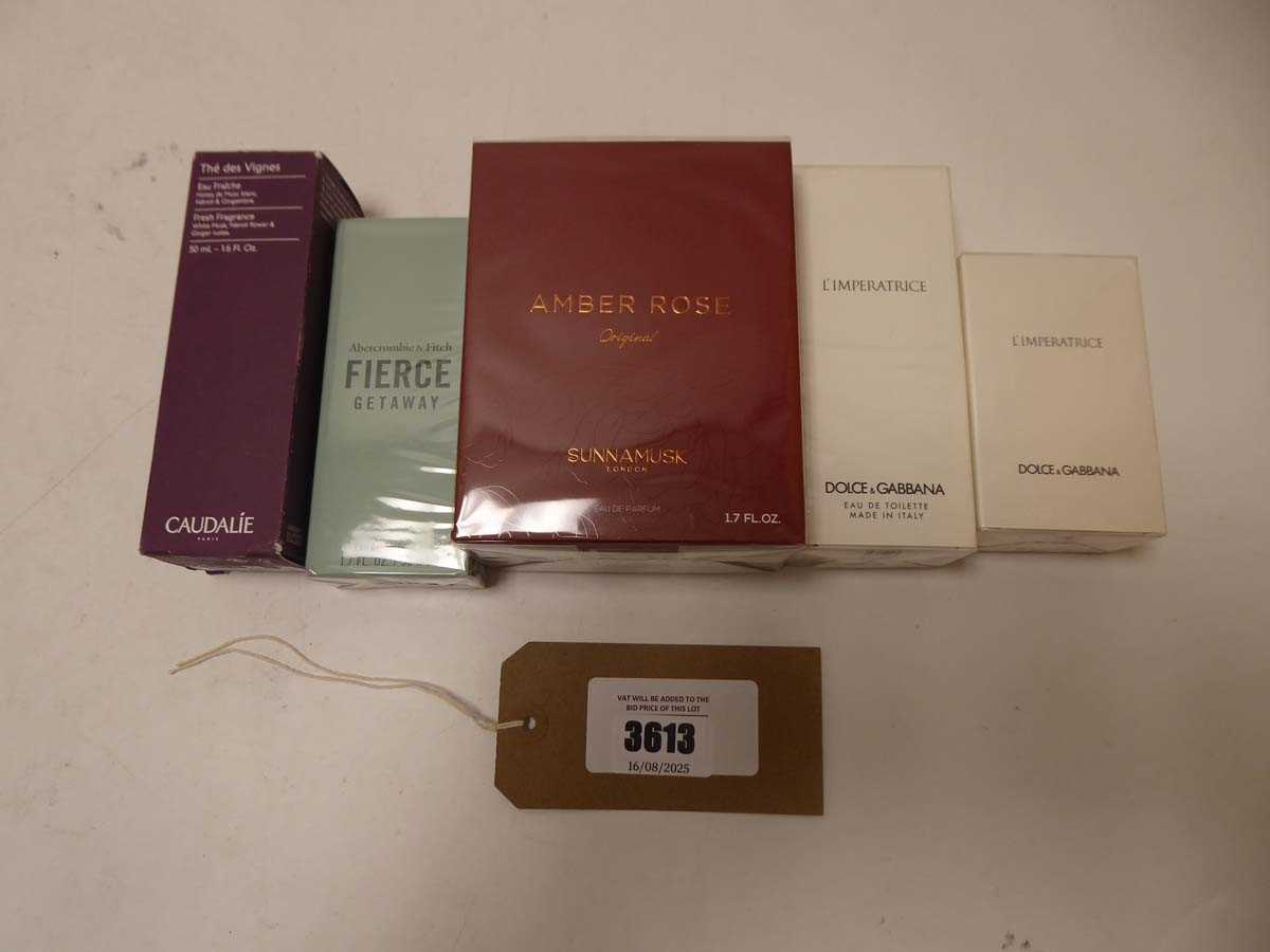 Lot 5x Perfumes to include Sunnamusk, Dolce &...
