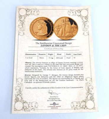 Lot 949 - A London Mint 'Smithsonian' 1oz medallion,...