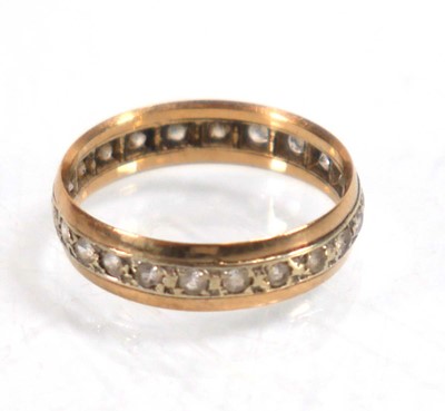 Lot 835 - A 9ct yellow gold child's figaro link bracelet,...