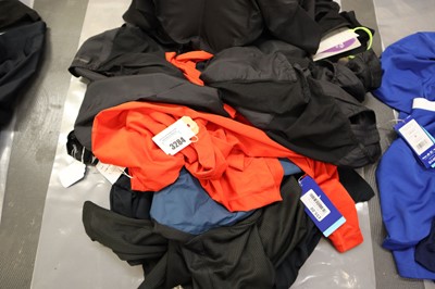 Lot Approx. 12x sports tops to include Craft,...