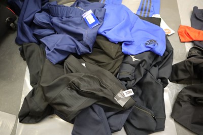 Lot Approx. 12x sports bottoms and leggings by...