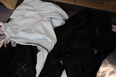 Lot Approx. 12x mixed sports bottoms, leggings and...
