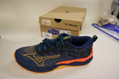 Lot Mizuno Men's Wave Daichi 8 running shoes, UK9,...