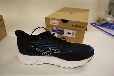Lot Mizuno Men's Wave Daichi 8 running shoes, UK9,...