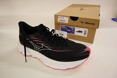 Lot Mizuno Men's Wave Skyrise 6 running shoes, UK7,...