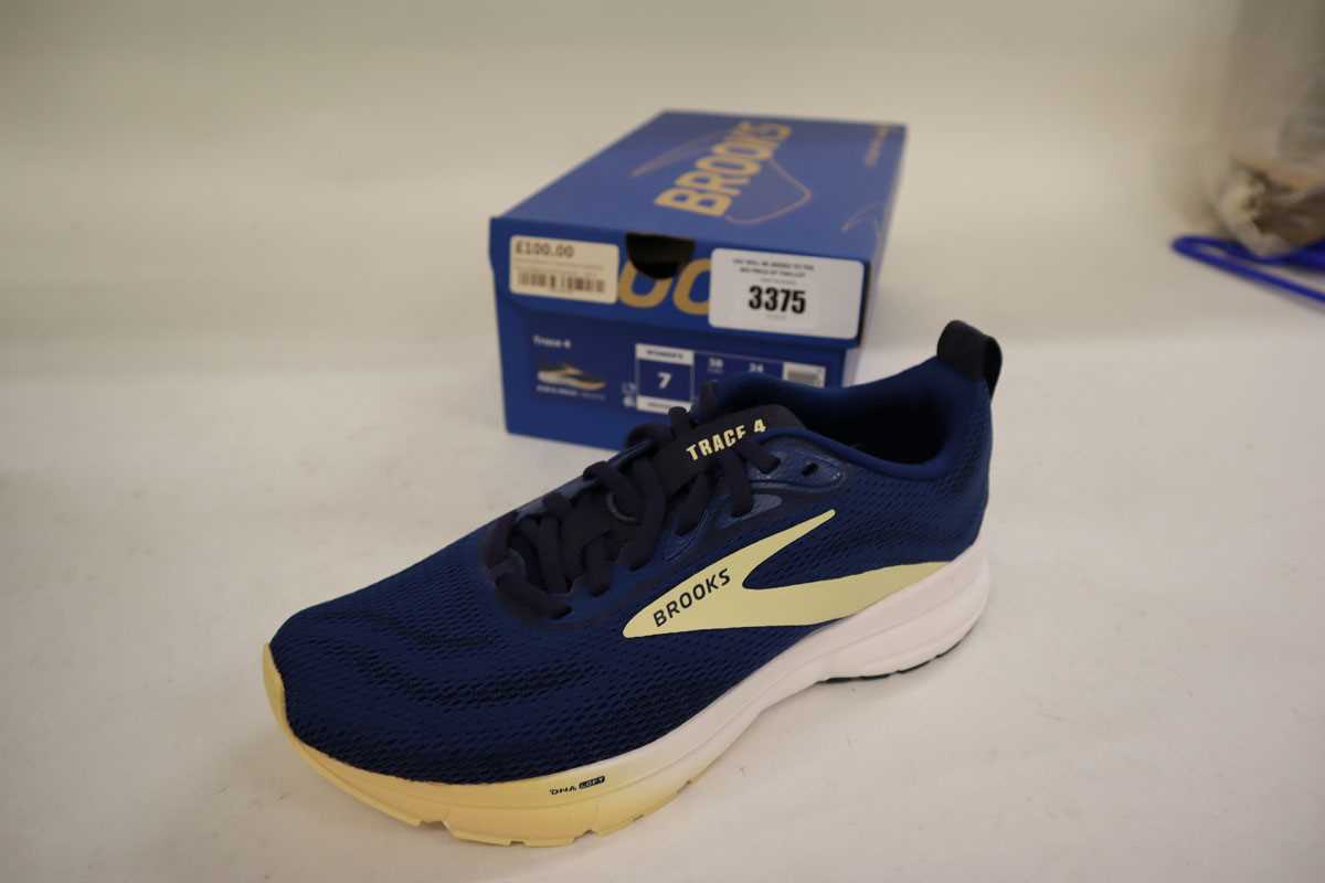 Lot Brooks Trace 4 Women's running shoes, UK5, boxed