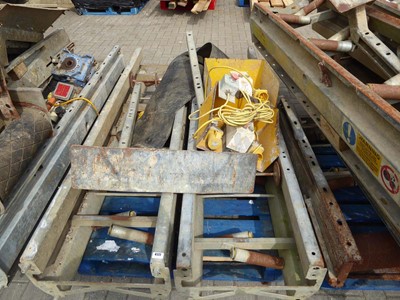 Lot 4177 - Coveya material handling conveyor belt, spread...