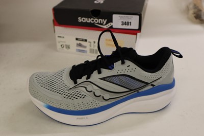 Lot Saucony Omni 22 Men's running shoes, UK 8, boxed