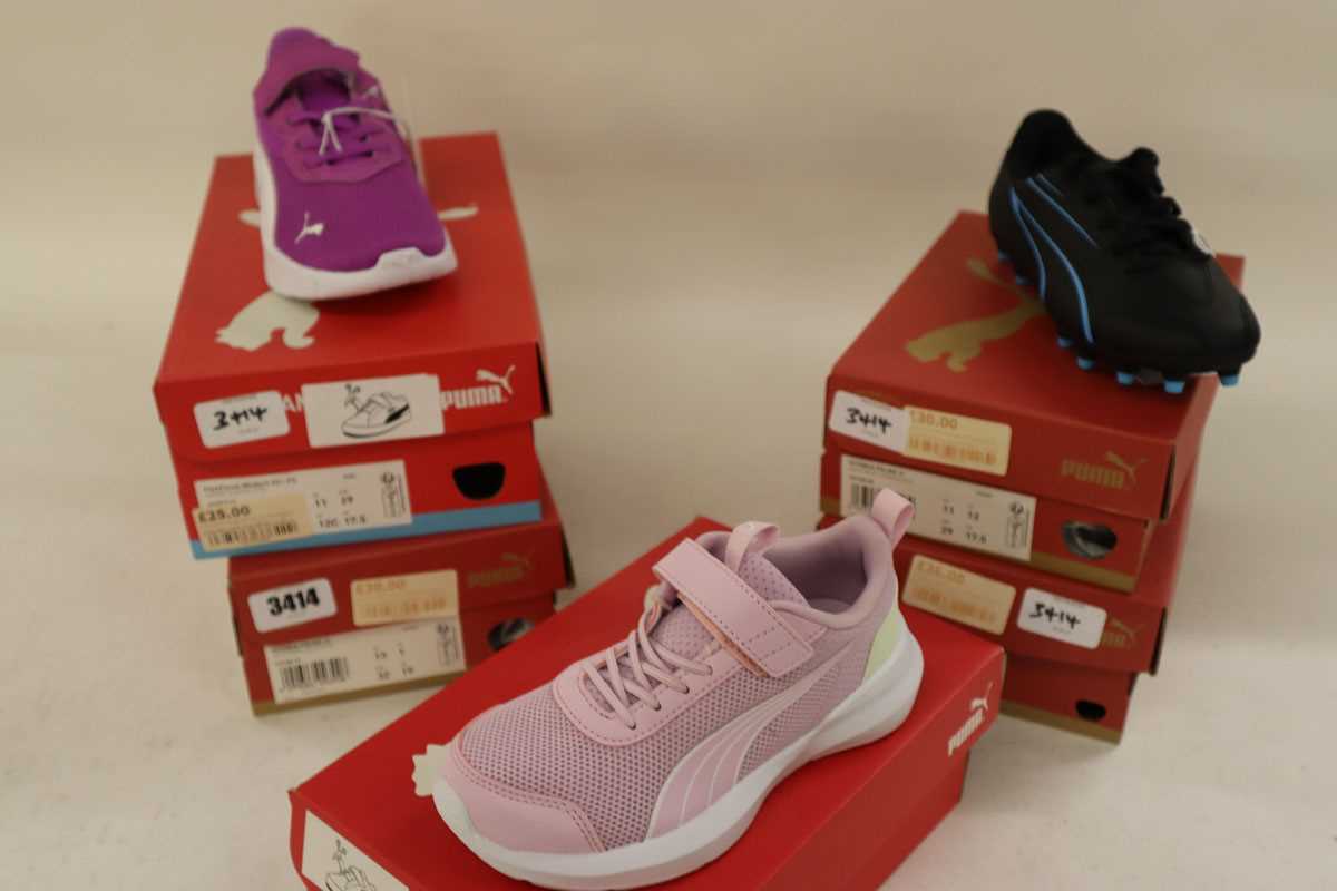 Lot 3x boxed pairs various Puma children's...