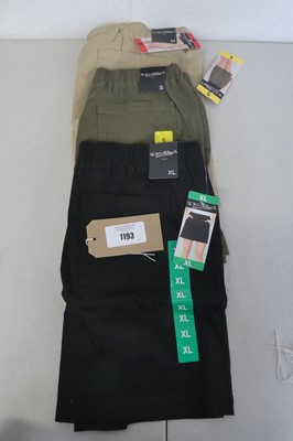 Lot 1193 - Approx. 30 ladies cotton shorts by B.C...