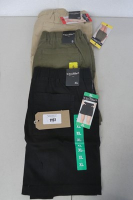 Lot 1197 - Approx. 30 ladies cotton shorts by B.C...