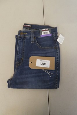 Lot 1209 - Approx. 20 ladies Kirkland high rise skinny...