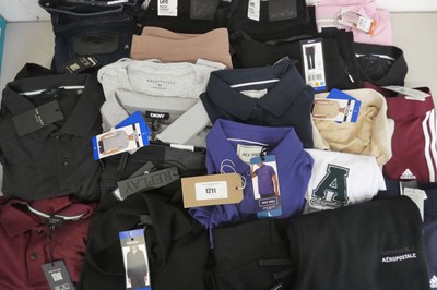 Lot 1211 - Approx. 24 items of branded clothing to...